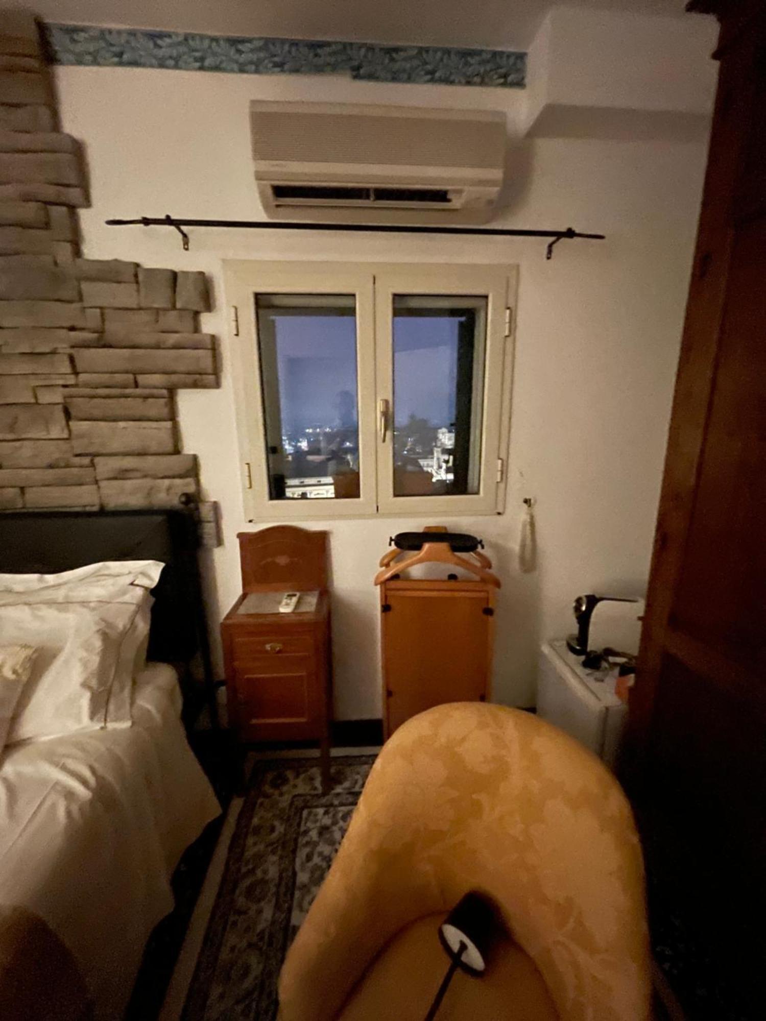 Casa Tipica Siciliana Patronale Home Bedandbreakfast Tremetrisoprailcielo Camere Con Vista, Colazione Interna In Terrazzo Panoramico Caltagirone Ngoại thất bức ảnh