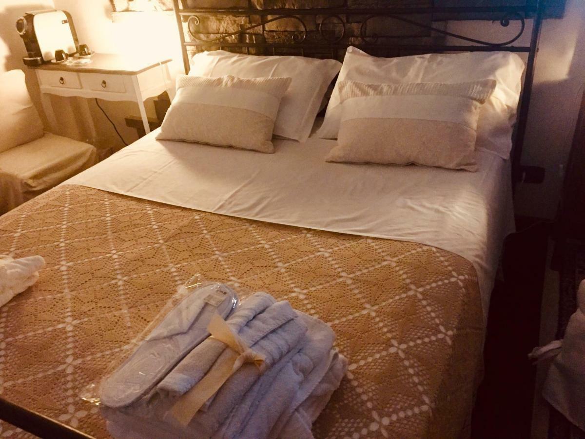 Casa Tipica Siciliana Patronale Home Bedandbreakfast Tremetrisoprailcielo Camere Con Vista, Colazione Interna In Terrazzo Panoramico Caltagirone Ngoại thất bức ảnh