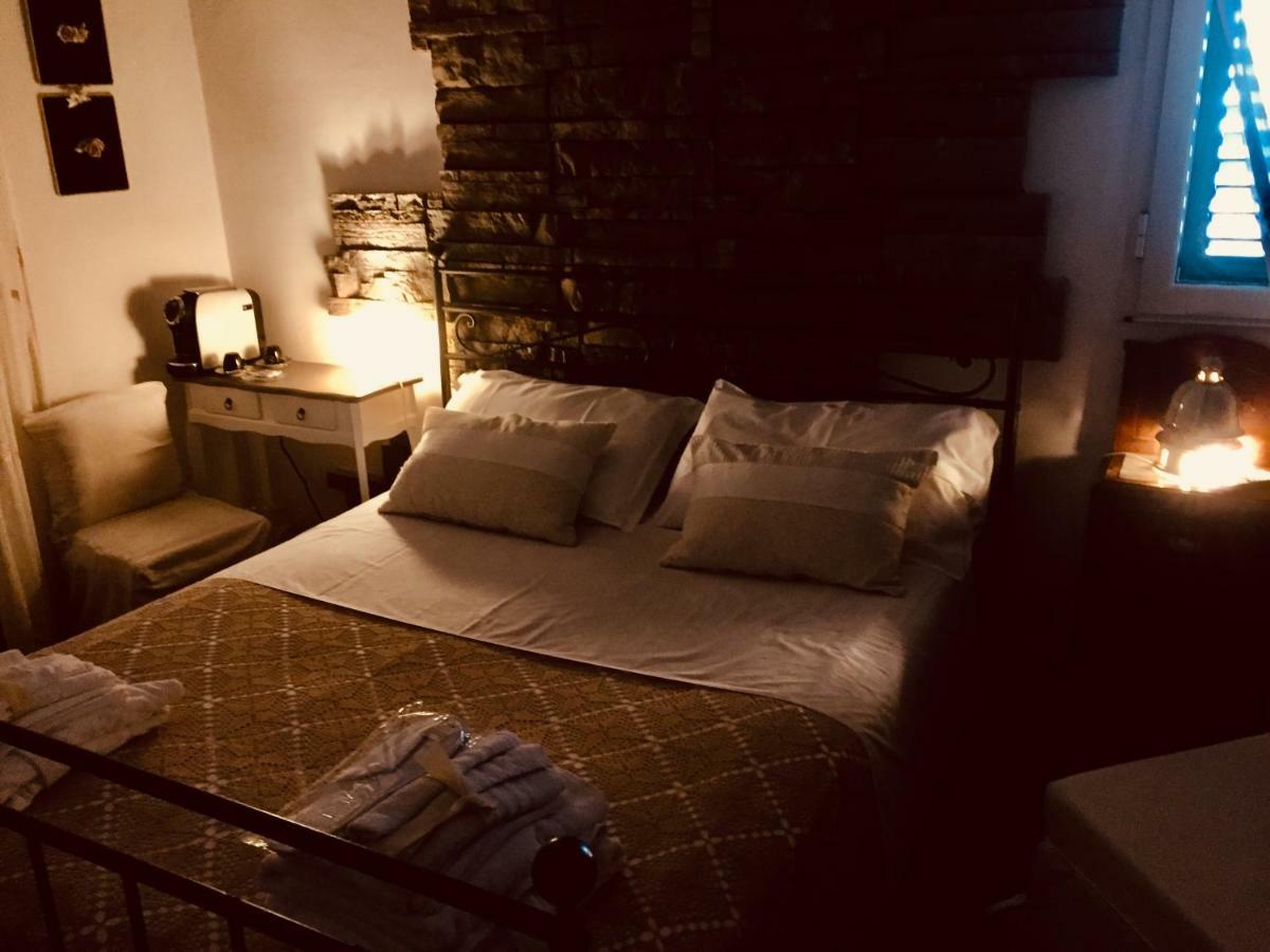 Casa Tipica Siciliana Patronale Home Bedandbreakfast Tremetrisoprailcielo Camere Con Vista, Colazione Interna In Terrazzo Panoramico Caltagirone Ngoại thất bức ảnh